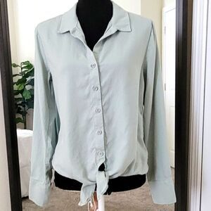 Cloth & Stone tie-front shirt Sz S